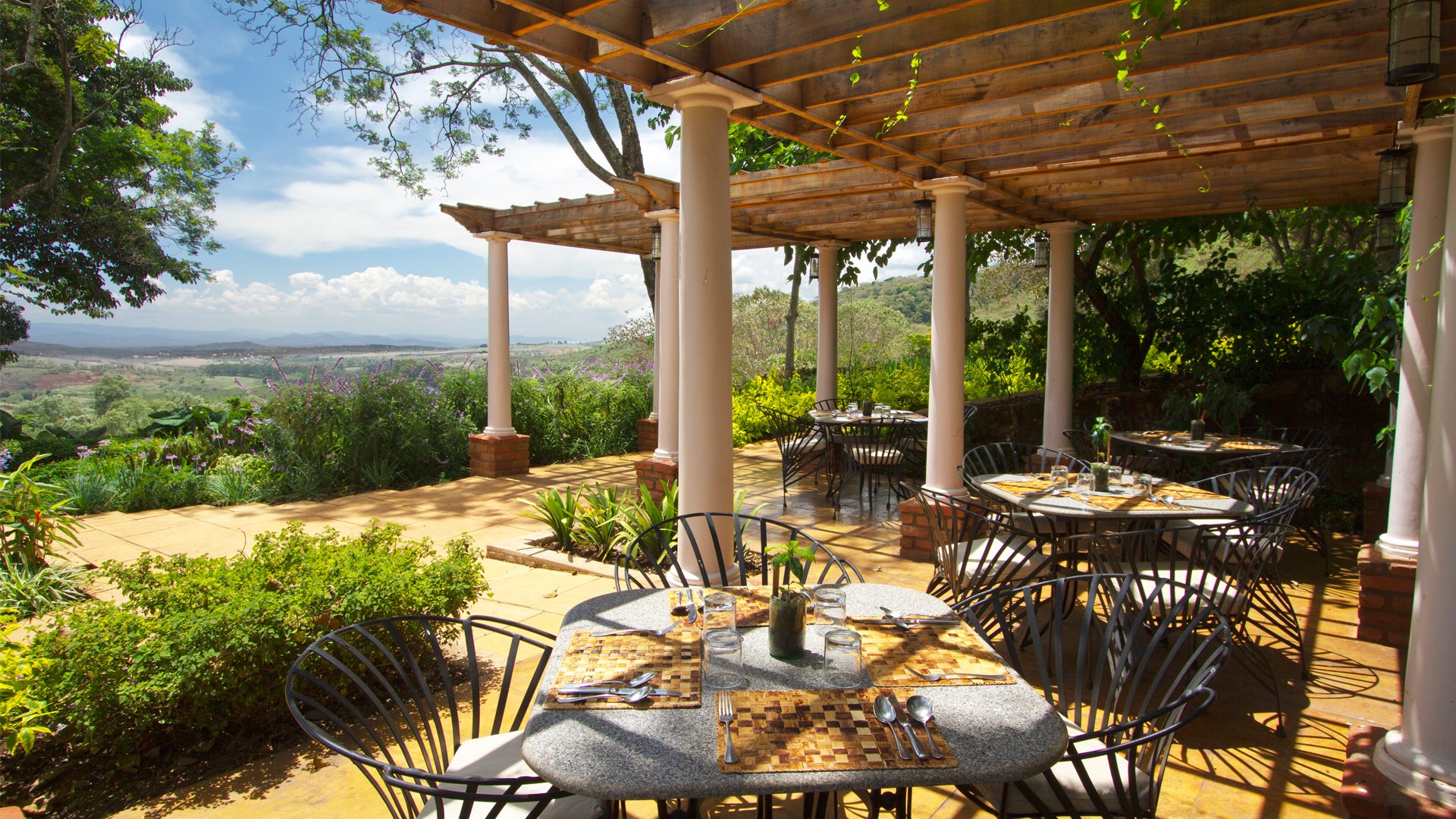 Gibb’s Farm Lunch & Coffee Plantation Tour – A Taste of Tanzanian Tradition