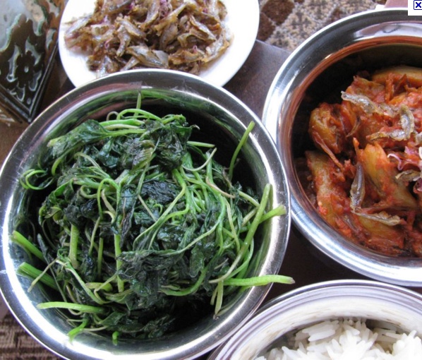 Traditional Swahili Food Tasting in Mto wa Mbu Village